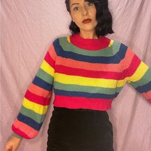Cropped rainbow striped knit sweater with balloon sleeves